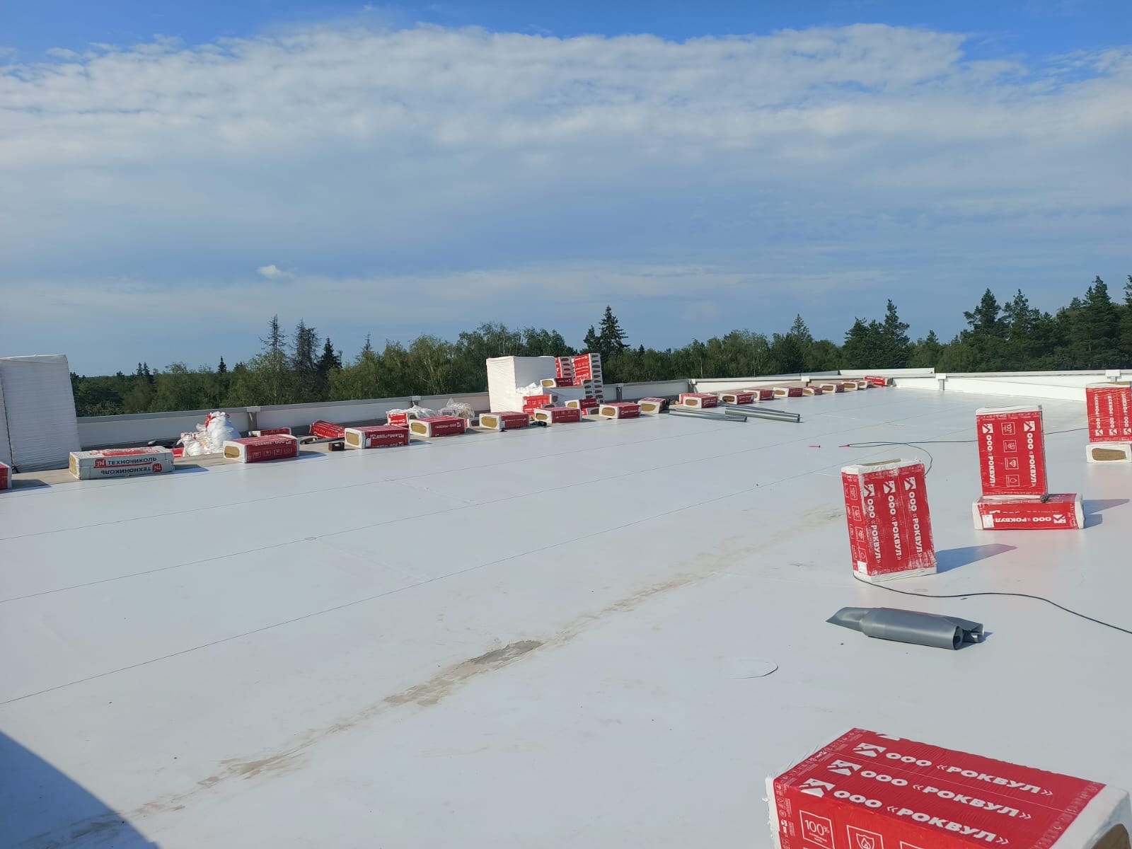 Ремонт кровли фарм.склада ЗАО «ЛЕККО»